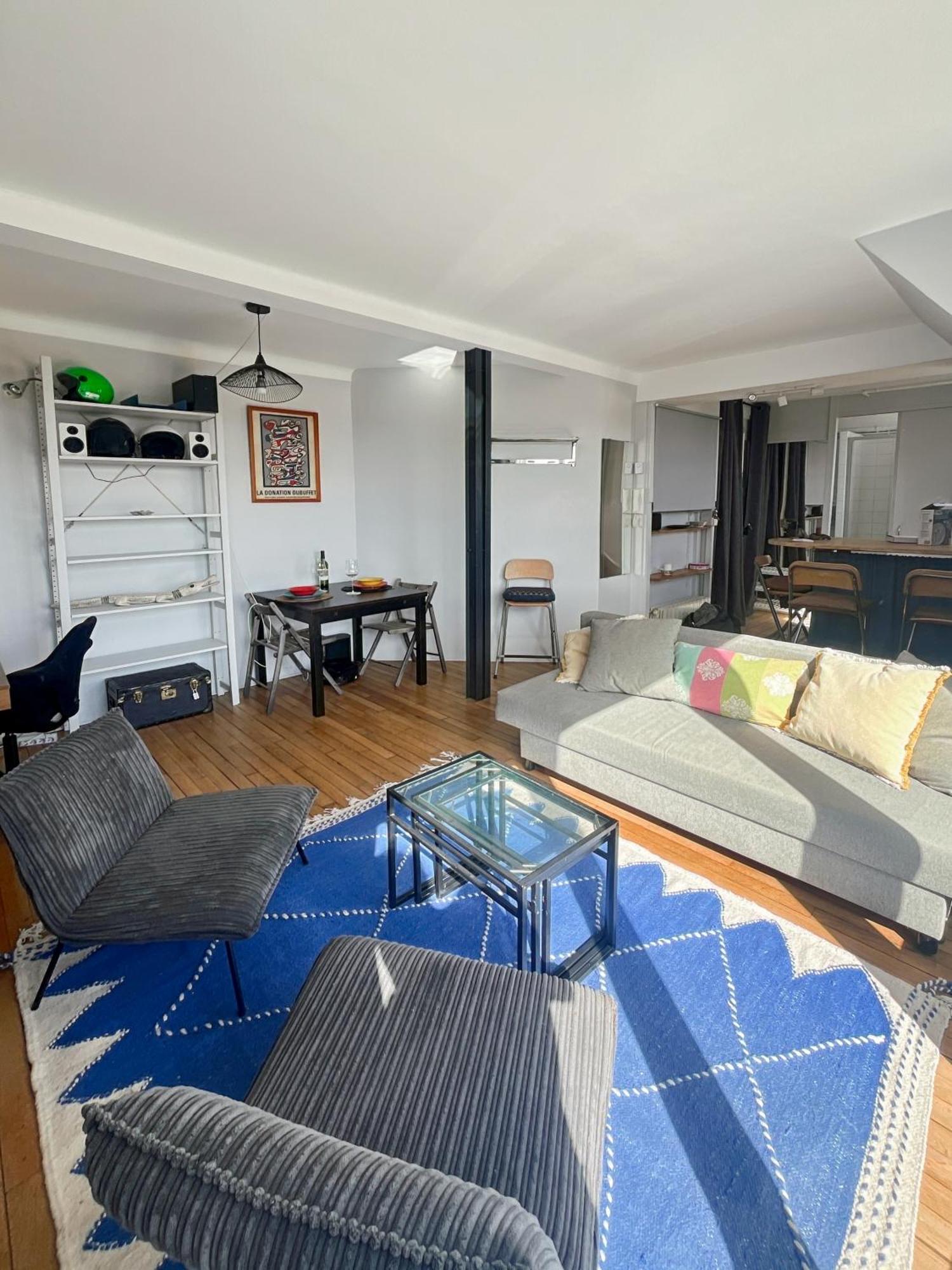 Artiste Apartment Paris